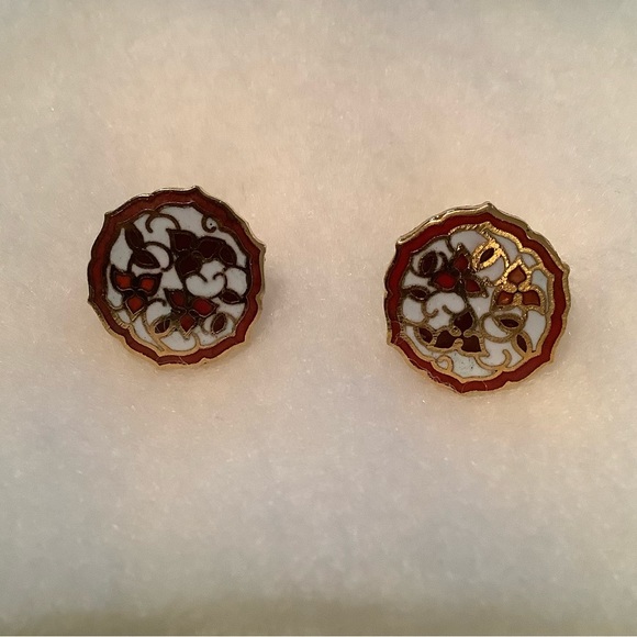 Vintage mini triquetra Cloisonné Earrings Studs - Picture 4 of 6